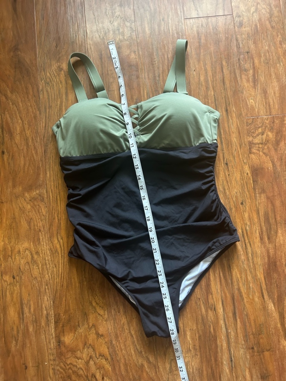 Women's Cutout High Neck Tummy Control One Piece Swimsuit Daci - Picture 4 of 6